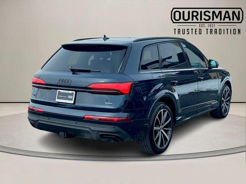 2025 Audi Q7 45 Premium Plus