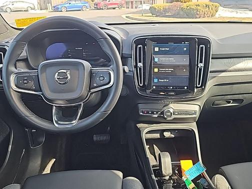 2023 Volvo C40 Recharge Pure Electric Twin Core