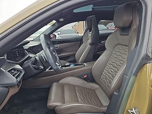 2023 Audi e-tron GT Prestige