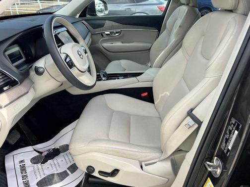 2023 Volvo XC90 B6 Plus 7-Seater