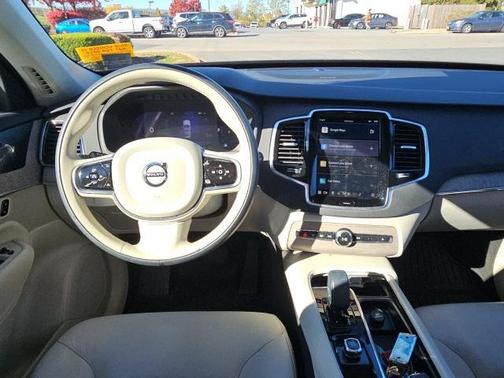 2023 Volvo XC90 B6 Plus 7-Seater