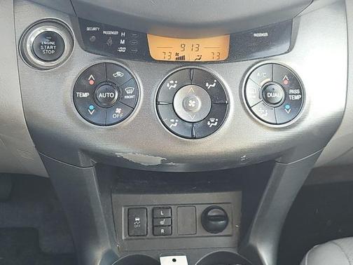 2011 Toyota RAV4 Limited