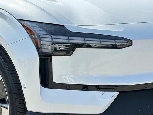 2025 Volvo EX30 Ultra