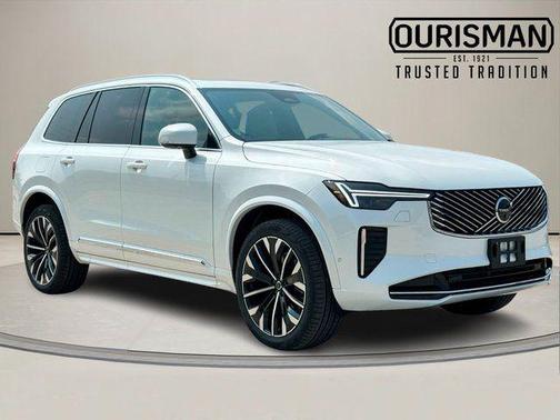 2026 Volvo XC90 B6 Plus Bright Theme