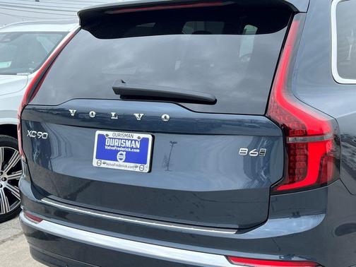 2026 Volvo XC90 B6 Plus 7-Seater