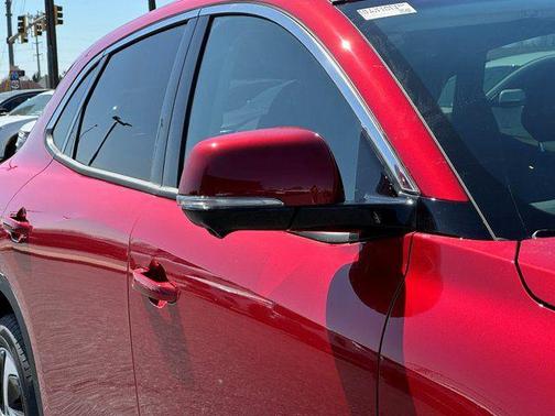 2025 VinFast VF 8 Eco