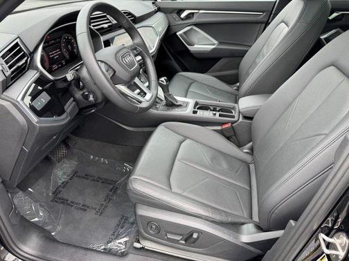2024 Audi Q3 Premium Plus