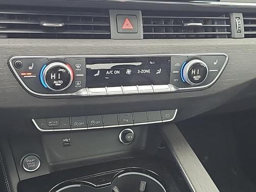 2023 Audi A4 45 S line Premium Plus