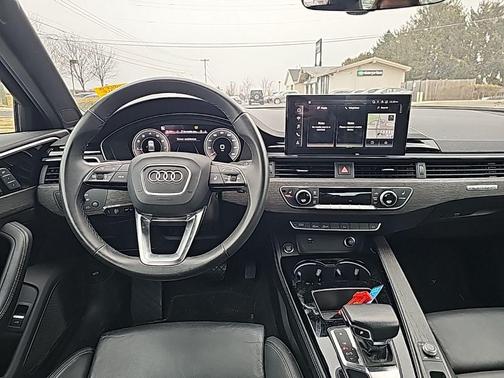 2023 Audi A4 45 S line Premium Plus