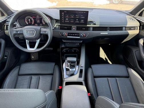 2023 Audi A4 45 S line Premium Plus
