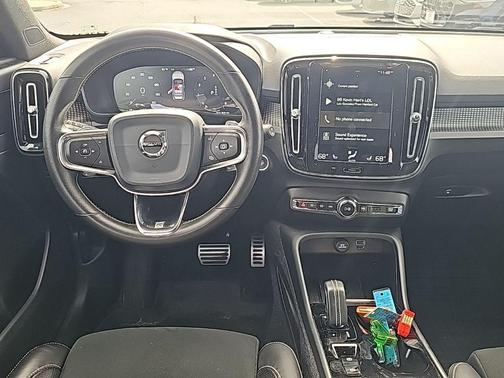 2020 Volvo XC40 T5 R-Design