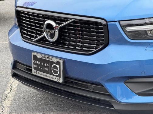 2020 Volvo XC40 T5 R-Design