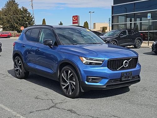 2020 Volvo XC40 T5 R-Design