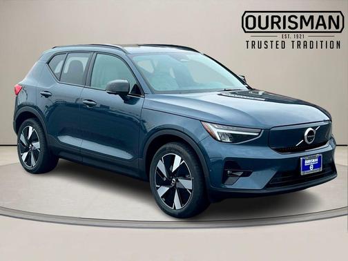 2026 Volvo EX40 Twin Motor Plus