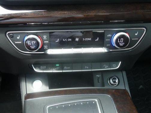 2020 Audi Q5 55 Premium Plus