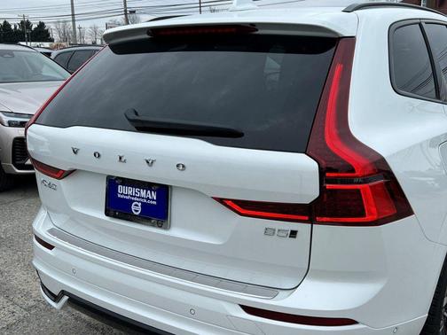 2026 Volvo XC60 B5 Ultra