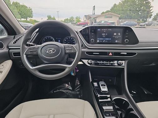 Ultimate Red 2023 Hyundai SONATA SE