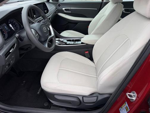 Ultimate Red 2023 Hyundai SONATA SE