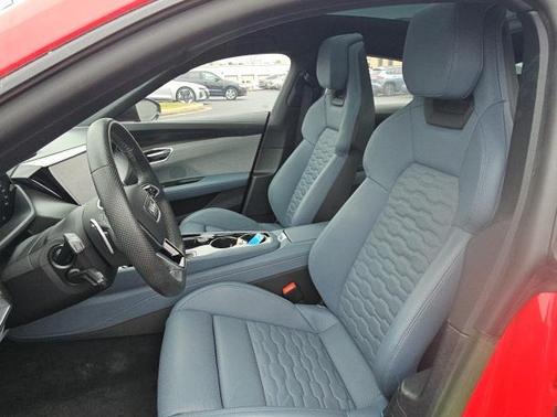 2023 Audi e-tron GT Prestige