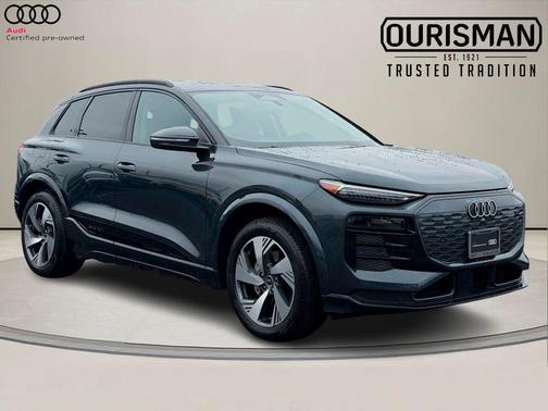 2025 Audi Q6 e-tron Premium Plus