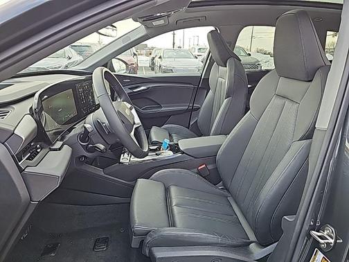 2025 Audi Q6 e-tron Premium Plus