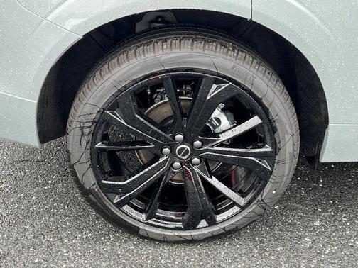 2026 Volvo XC60 B5 Ultra Black Edition