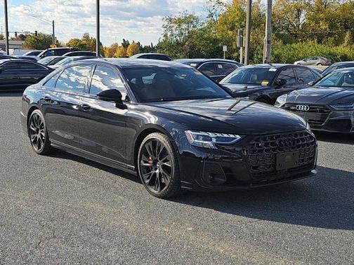 2025 Audi S8 4.0T