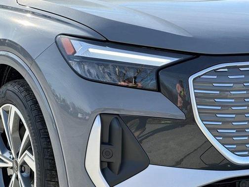 2025 Audi Q4 e-tron Premium Plus