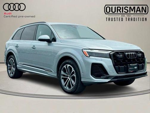 2025 Audi Q7 45 Premium Plus