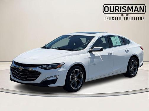 Summit White 2024 Chevrolet Malibu LT