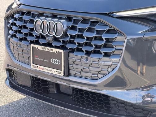 2025 Audi Q5 2.0T Premium Plus