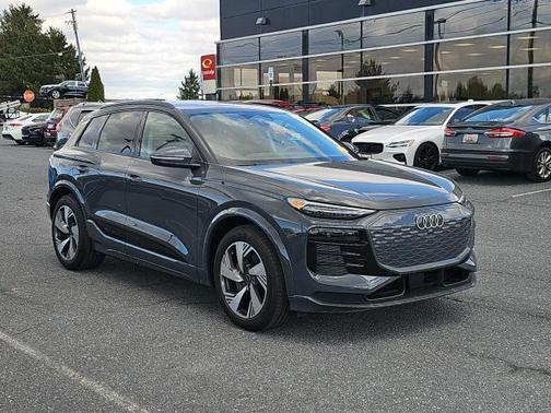2025 Audi Q6 e-tron Prestige
