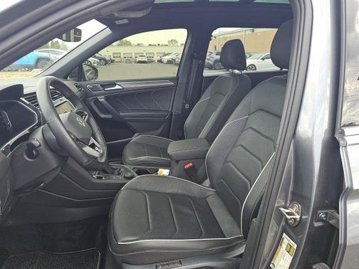 2022 Volkswagen Tiguan 2.0T SEL R-Line 4MOTION