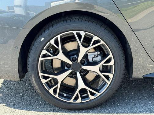 Daytona Gray Pearl Effect 2026 Audi A6 3.0