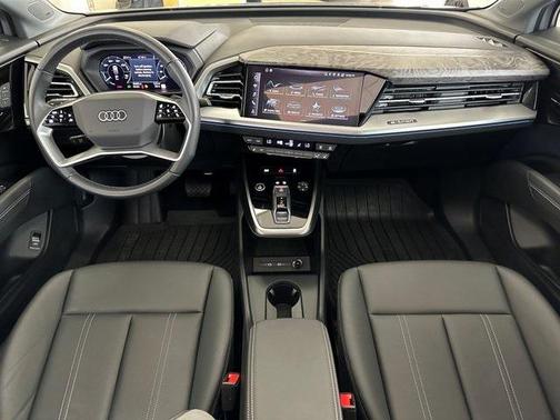 2024 Audi Q4 e-tron Premium Plus