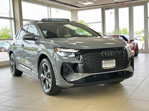 2024 Audi Q4 e-tron Premium Plus