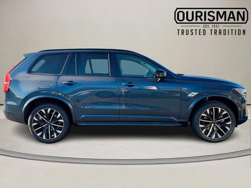 2026 Volvo XC90 B6 Ultra