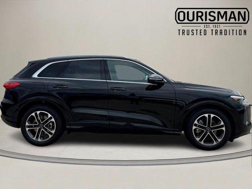 2025 Audi Q5 Prestige TFSI quattro S tronic
