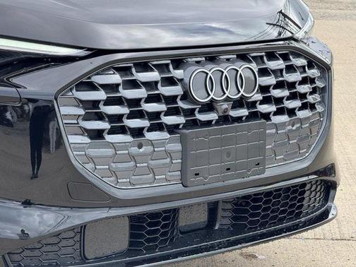 2025 Audi Q5 Prestige TFSI quattro S tronic