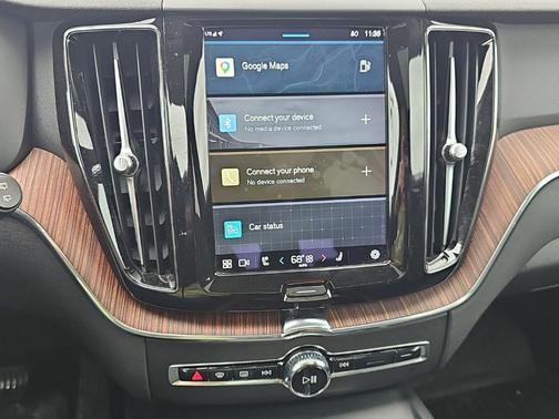 Silver Dawn Metallic 2023 Volvo XC60 B5 Plus Dark Theme