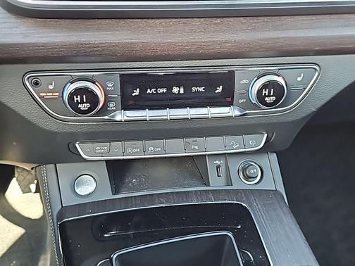 2025 Audi Q5 45 S line Premium Plus