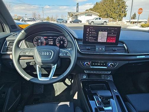 2025 Audi Q5 45 S line Premium Plus