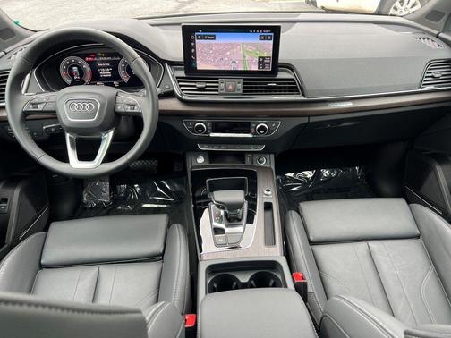 2025 Audi Q5 45 S line Premium Plus