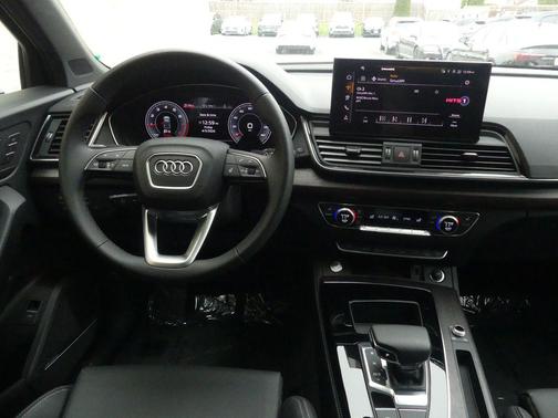 2025 Audi Q5 45 S line Premium Plus