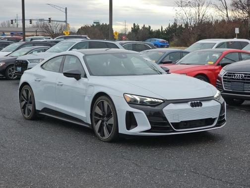 2023 Audi e-tron GT Prestige