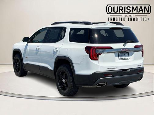 Summit White 2023 GMC Acadia AT4