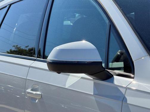 2025 Audi Q7 55 Prestige