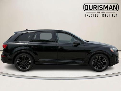 Mythos Black Metallic 2026 Audi Q7 55 Premium Plus