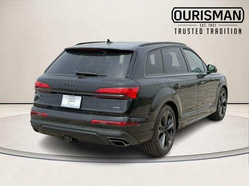 Mythos Black Metallic 2026 Audi Q7 55 Premium Plus