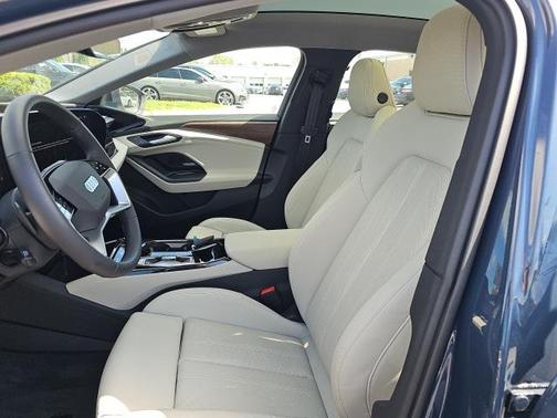 2025 Audi A6 e-tron Prestige